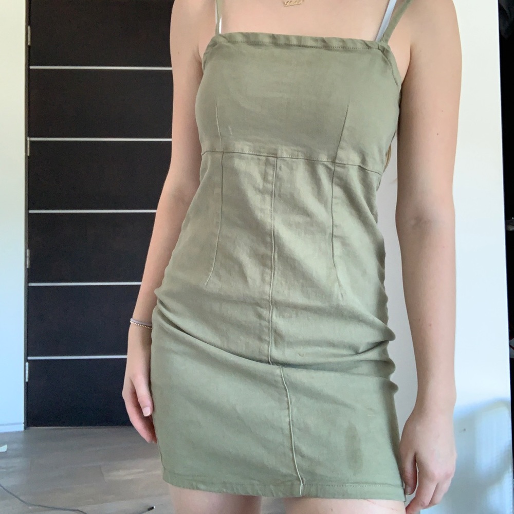 CUTE OLIVE DRESS